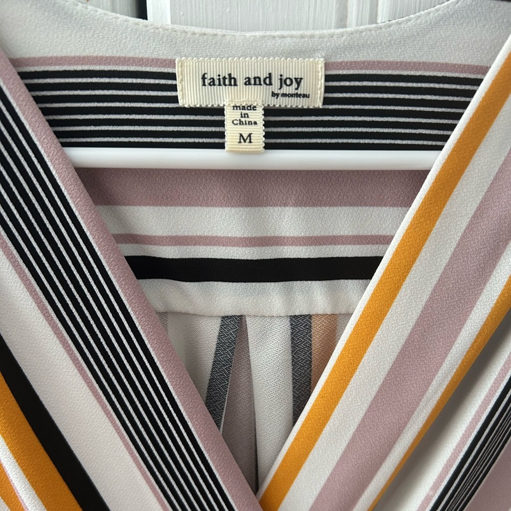 NWOT FAITH AND JOY by Monteau Multicolor Striped V-Neck Top w/Capped Sleeves - Picture 6 of 16